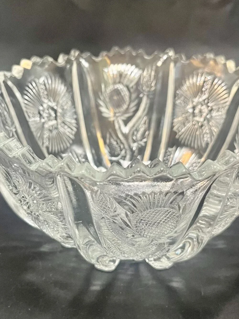 Antique Early American Pressed Glass “Paneled Thistle” (Delta) Pattern Bowl
